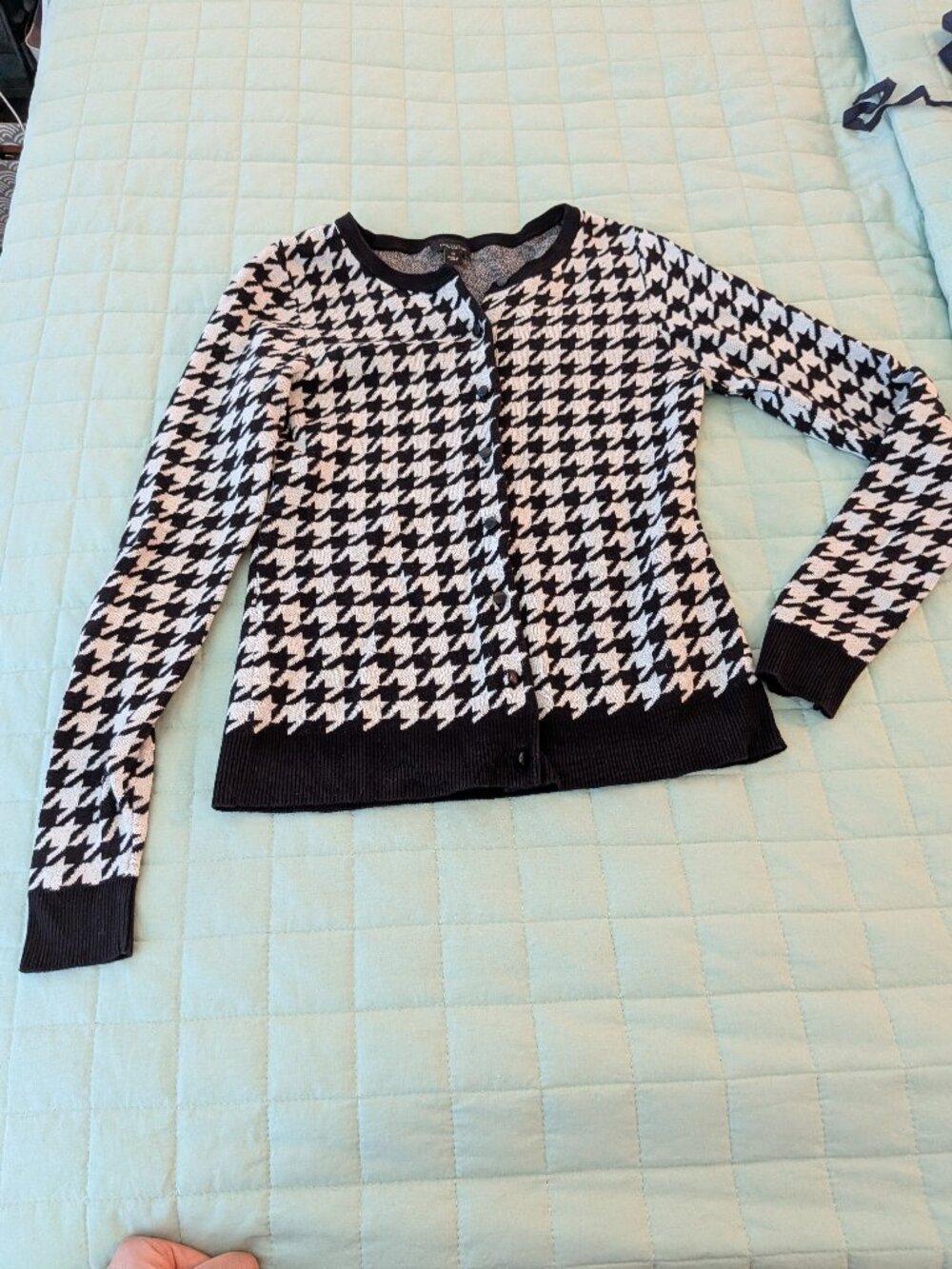 NWOT XS Ann Taylor Factory Houndstooth pattern cotton cardigan